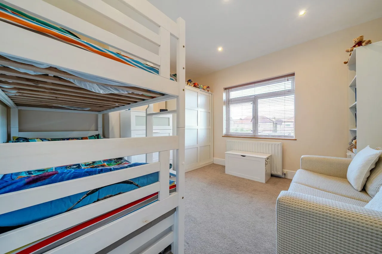 Hazeldene Road, DA16, photo 9