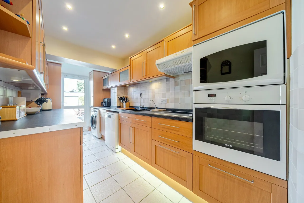 Hazeldene Road, DA16, photo 7