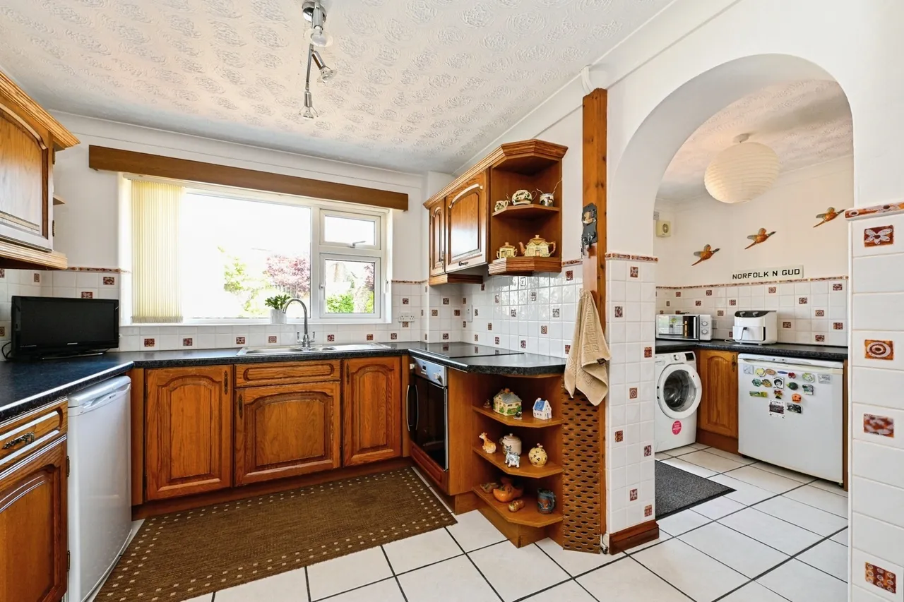 Brent Avenue, Snettisham, King's Lynn, Norfolk, PE31, photo 6
