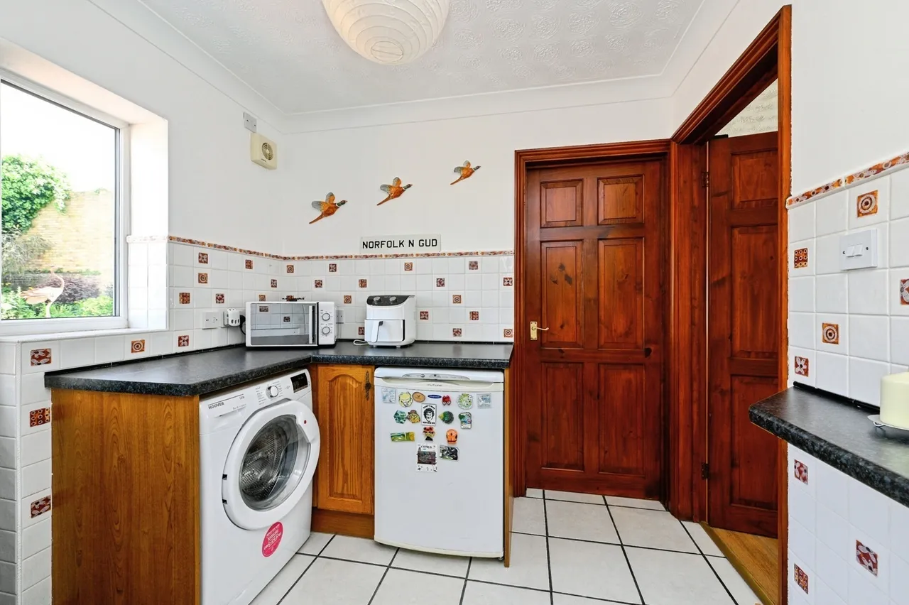 Brent Avenue, Snettisham, King's Lynn, Norfolk, PE31, photo 13