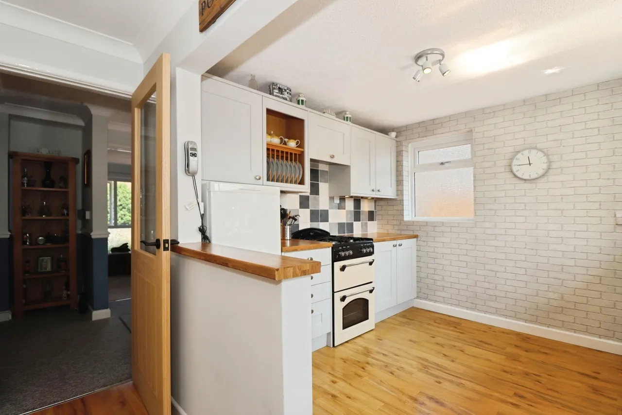St. Annes Drive, Coalpit Heath, BS36, photo 10