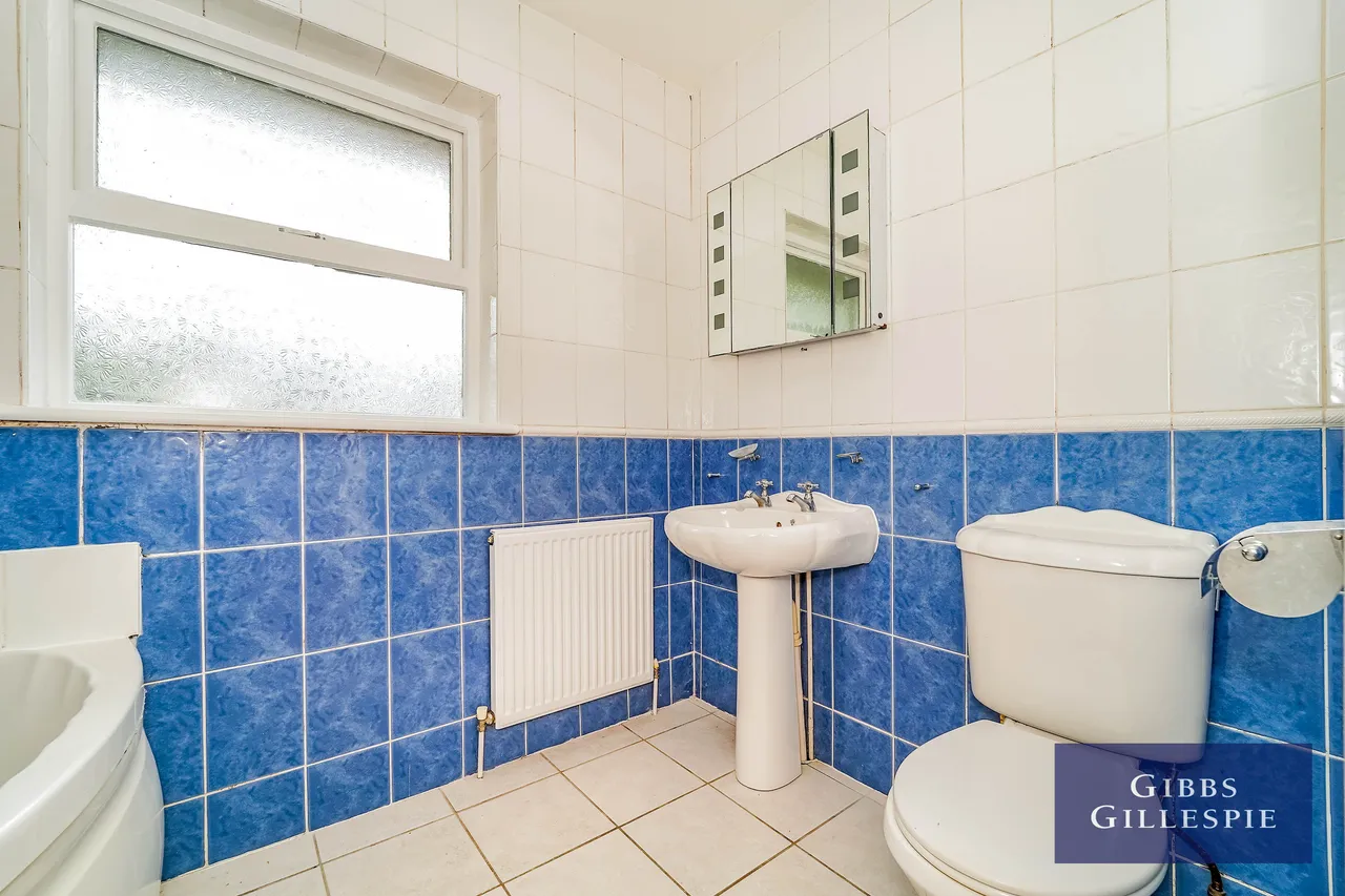 Hazelwood Close, North Harrow Fees Apply, HA2, photo 7