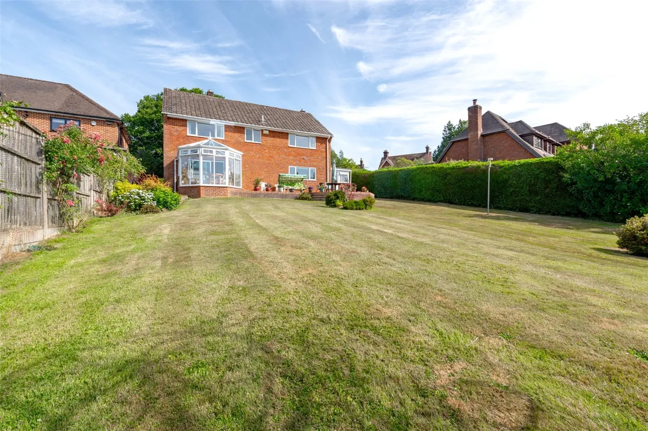 4 bed house for sale, Furzehill, Wimborne, BH21