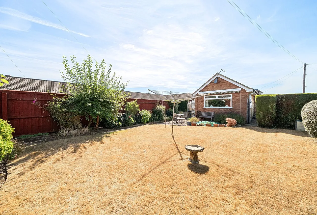 Hertford Road, Gloucestershire, Bishops Cleeve, GL52 8DA, photo 12