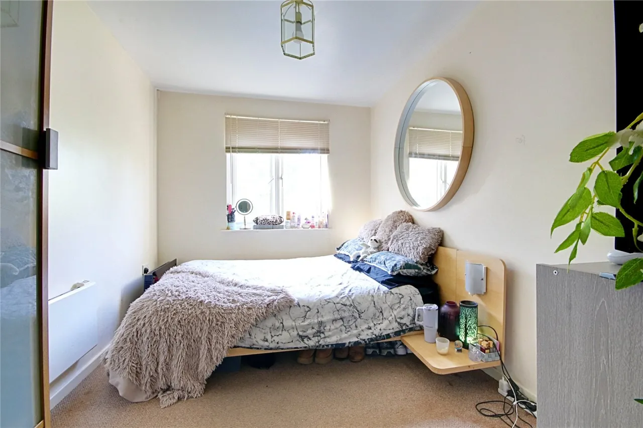 Enstone Road, Enfield, photo 10