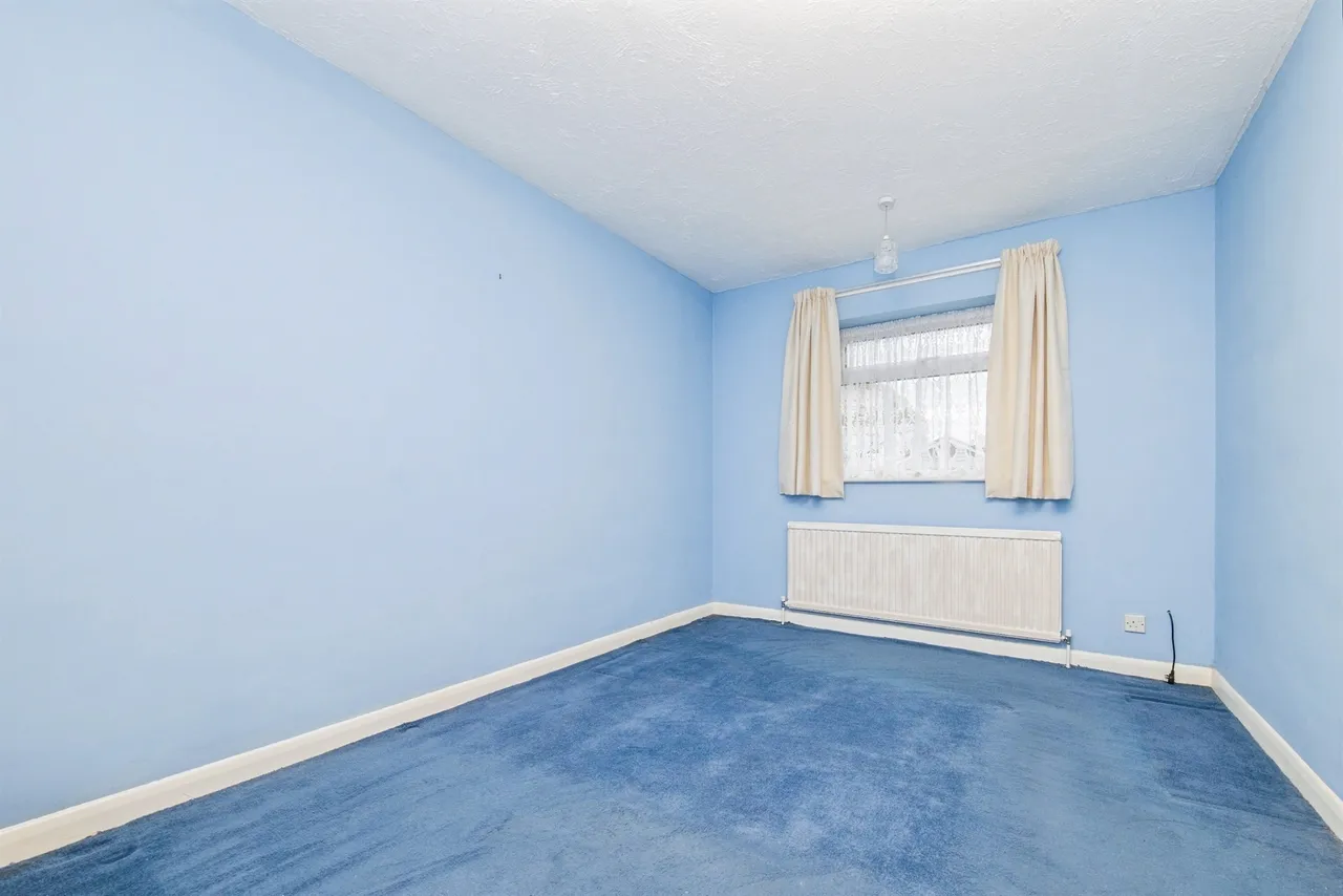 Ladbrooke Road, Clacton-On-Sea, photo 10