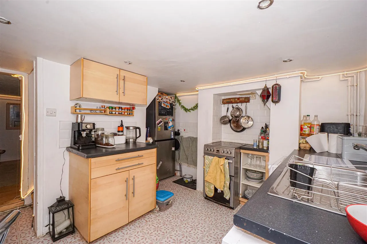 Stonefield Road, Hastings, photo 14