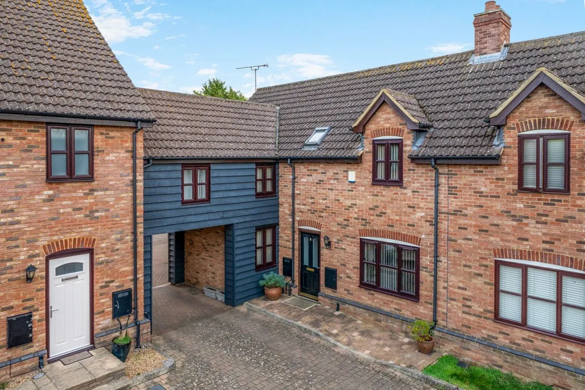 4 bed property for sale, Wardhedges Flitton, MK45