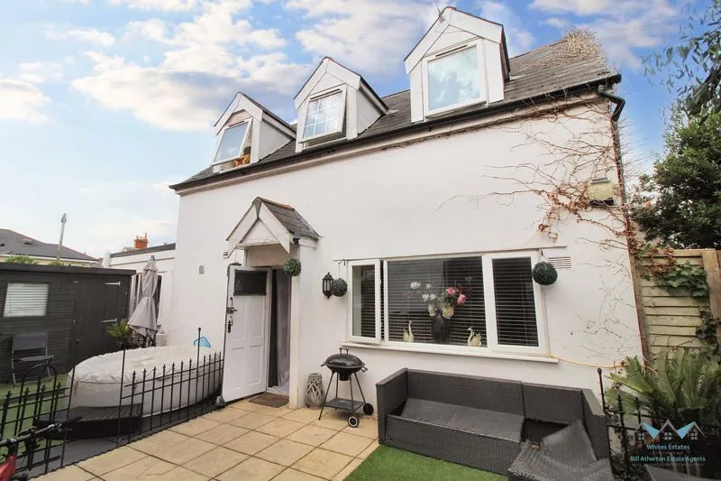 5 bed house for sale — Malmesbury Park Road, Bournemouth BH8 8PP