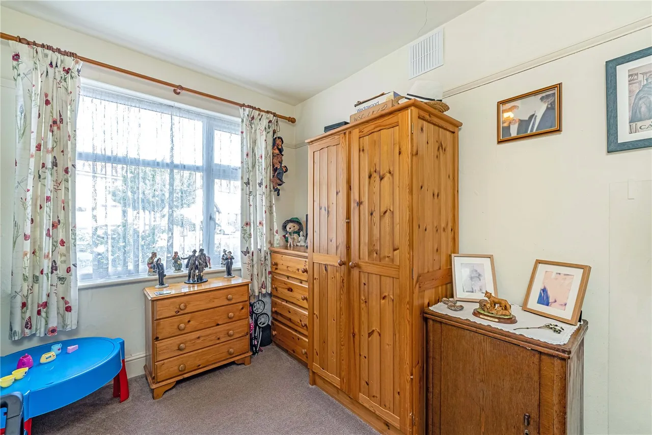 Winchendon Road, Teddington, TW11 0SU, photo 5