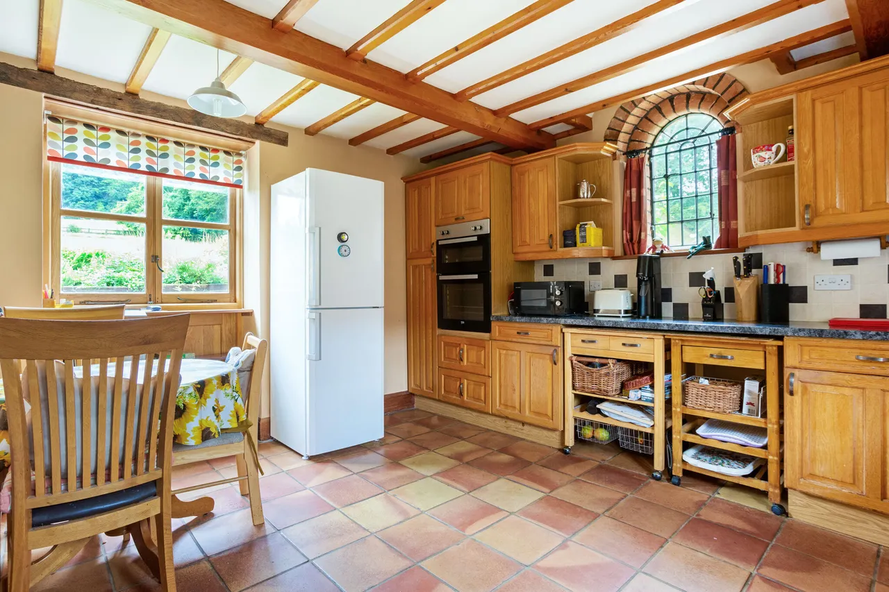Bondend Road, Upton St. Leonards, Glo..., photo 10