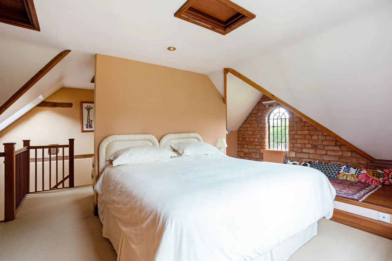 Bondend Road, Upton St. Leonards, Glo..., photo 9