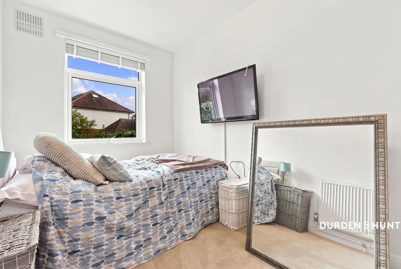 Tudor Drive, Romford, RM2, photo 10