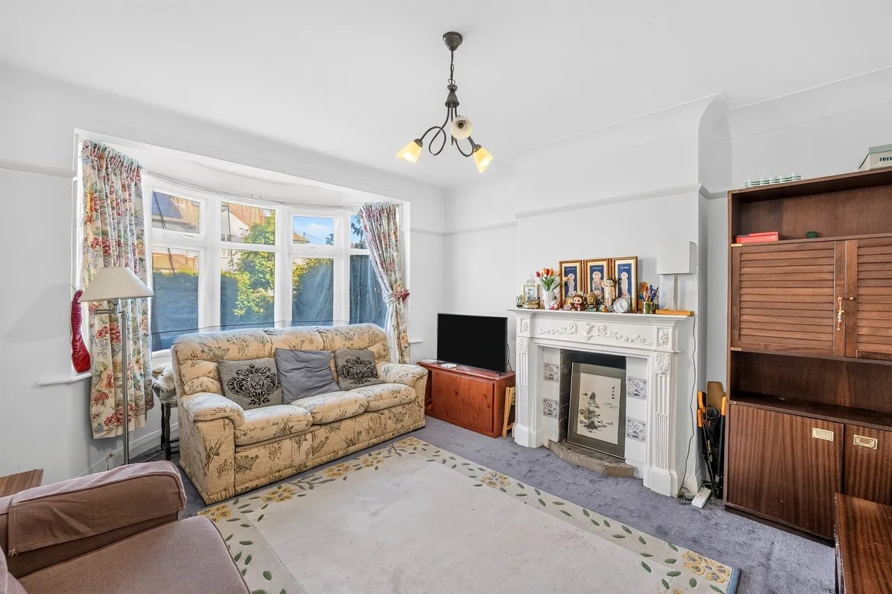 Elsrick Avenue, Morden, photo 4