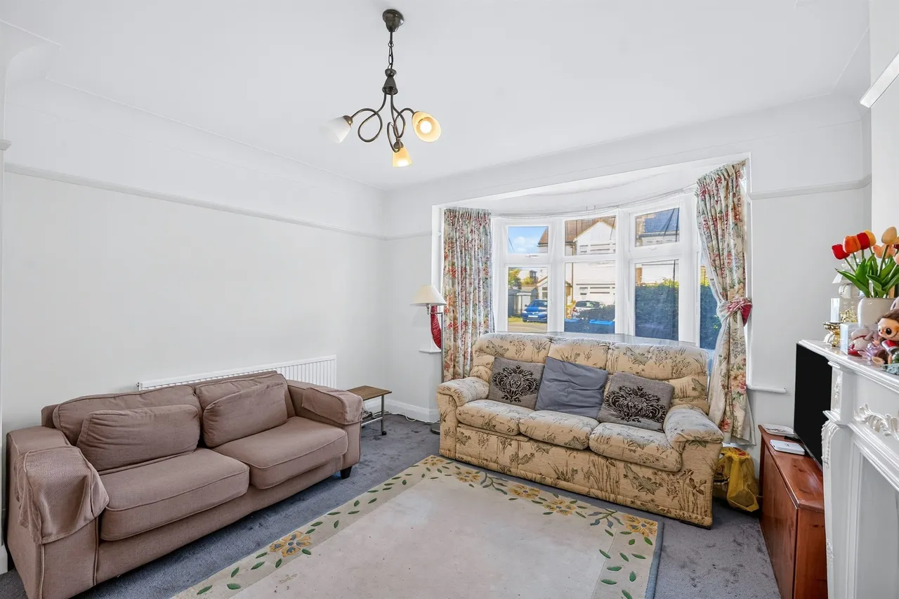 Elsrick Avenue, Morden, photo 5