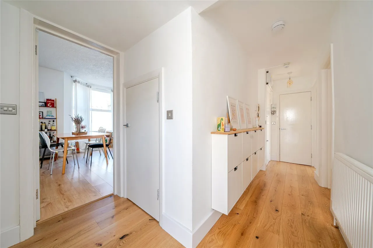 Southwood Road, London, SE9, photo 8