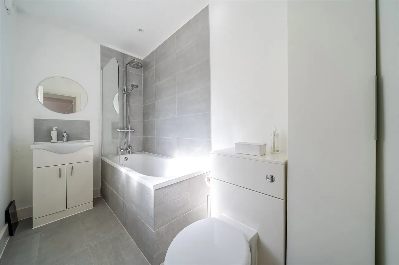Southwood Road, London, SE9, photo 7