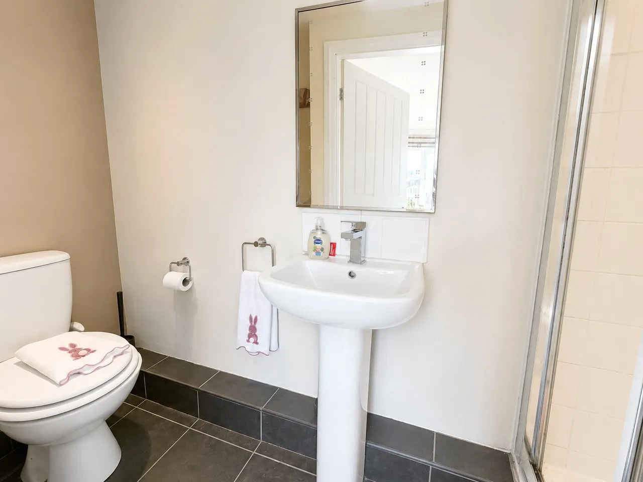 Thorpe Row, Great Smeaton, Northallerton, North Yorkshire, DL6, photo 20