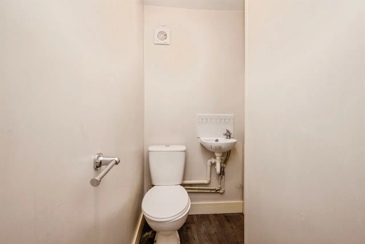 Southgates Road, Great Yarmouth, NR30, photo 16