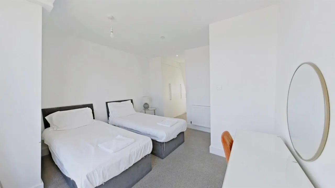 The Terrace, Rochester, Kent, photo 10