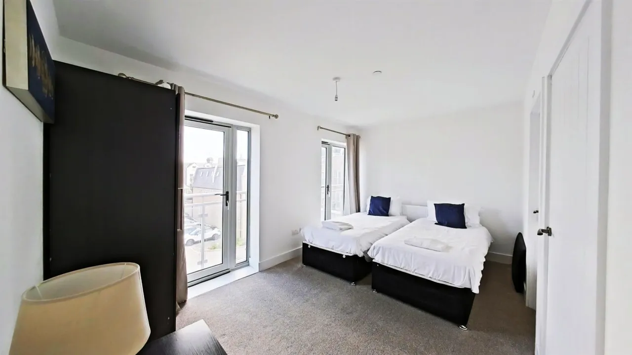 The Terrace, Rochester, Kent, photo 7
