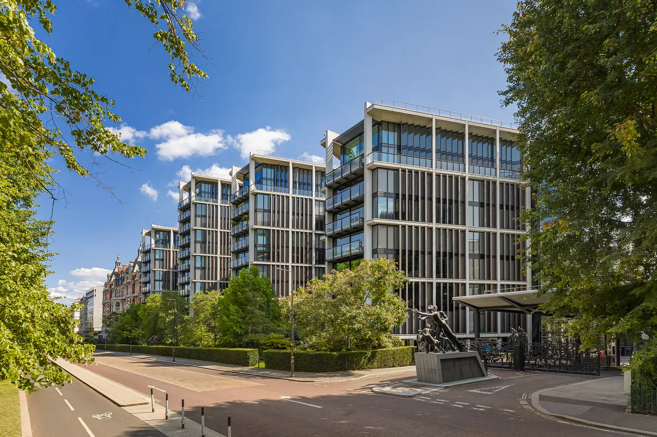 One Hyde Park, Knightsbridge, London, photo 3
