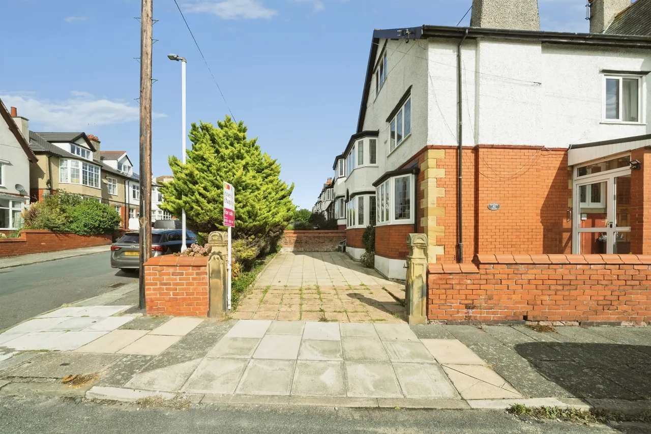 Seafield Drive, Wallasey, CH45, photo 25