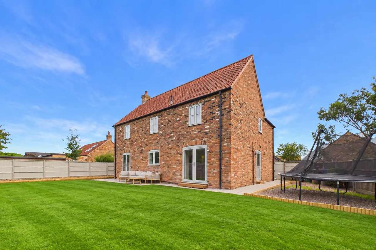 Old Rectory Gardens, Sturton By Stow, LN1, photo 47