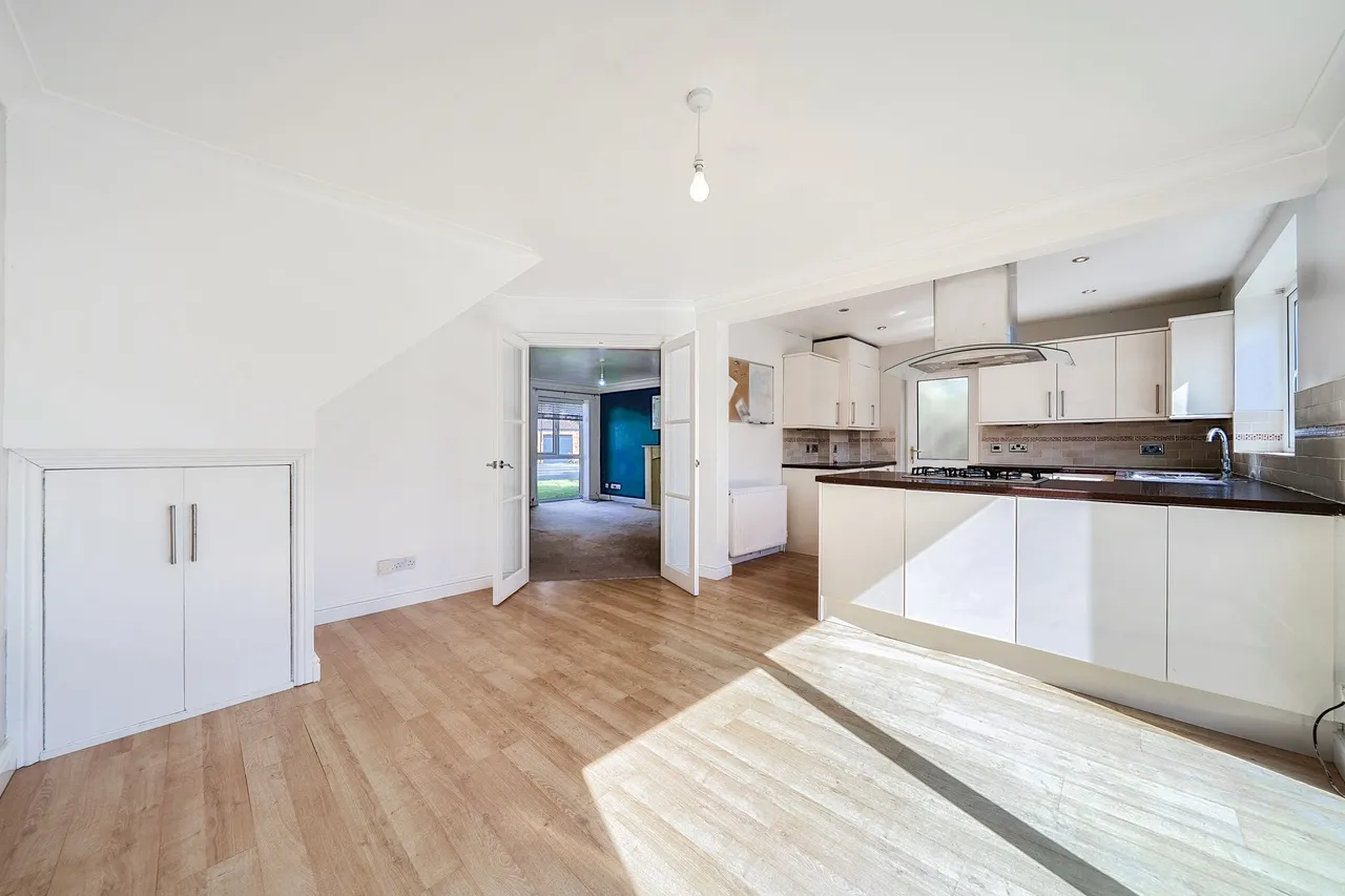 Fieldhead Road, Wilmslow, photo 11