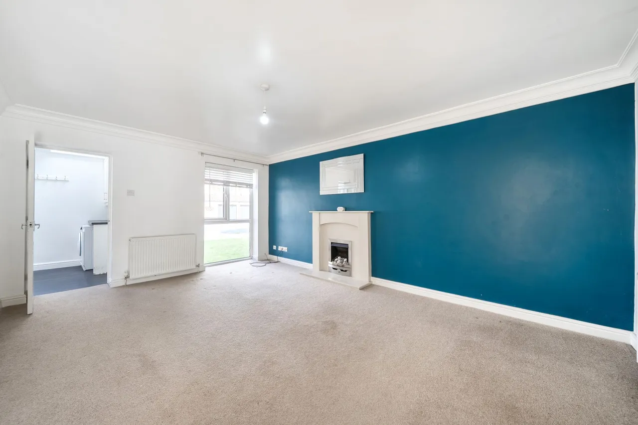 Fieldhead Road, Wilmslow, photo 8