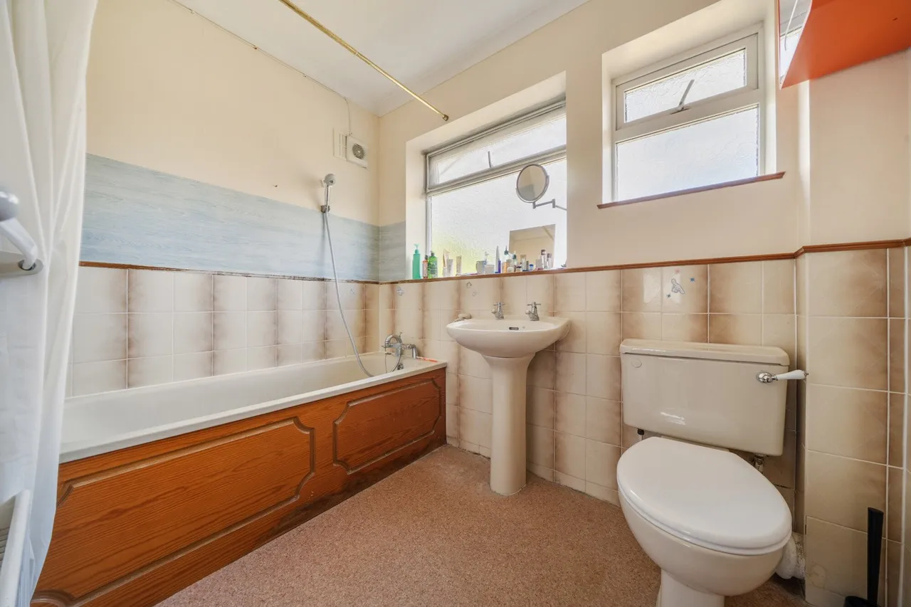 Porcupine Close, SE9, photo 13