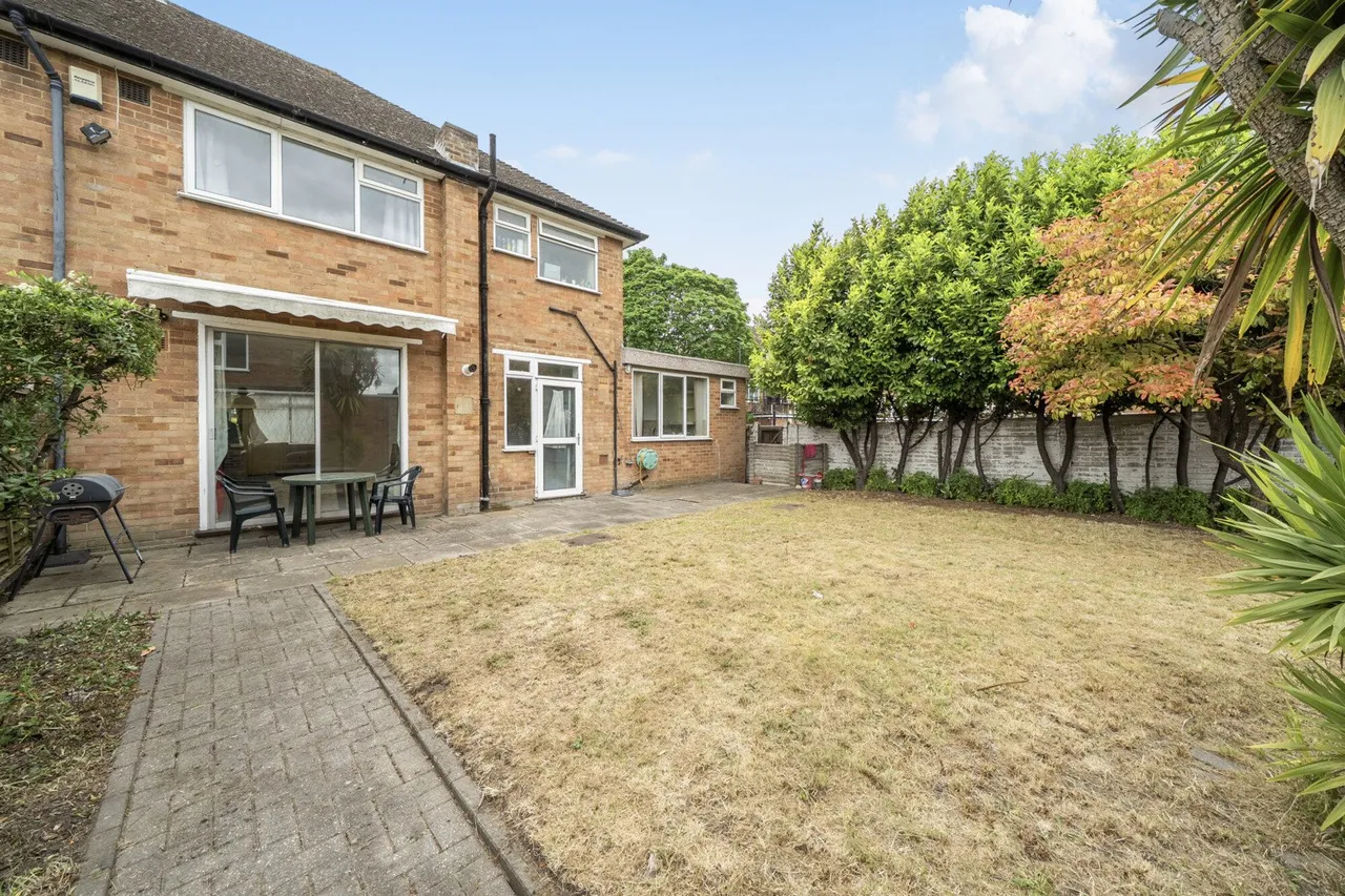 Porcupine Close, SE9, photo 3