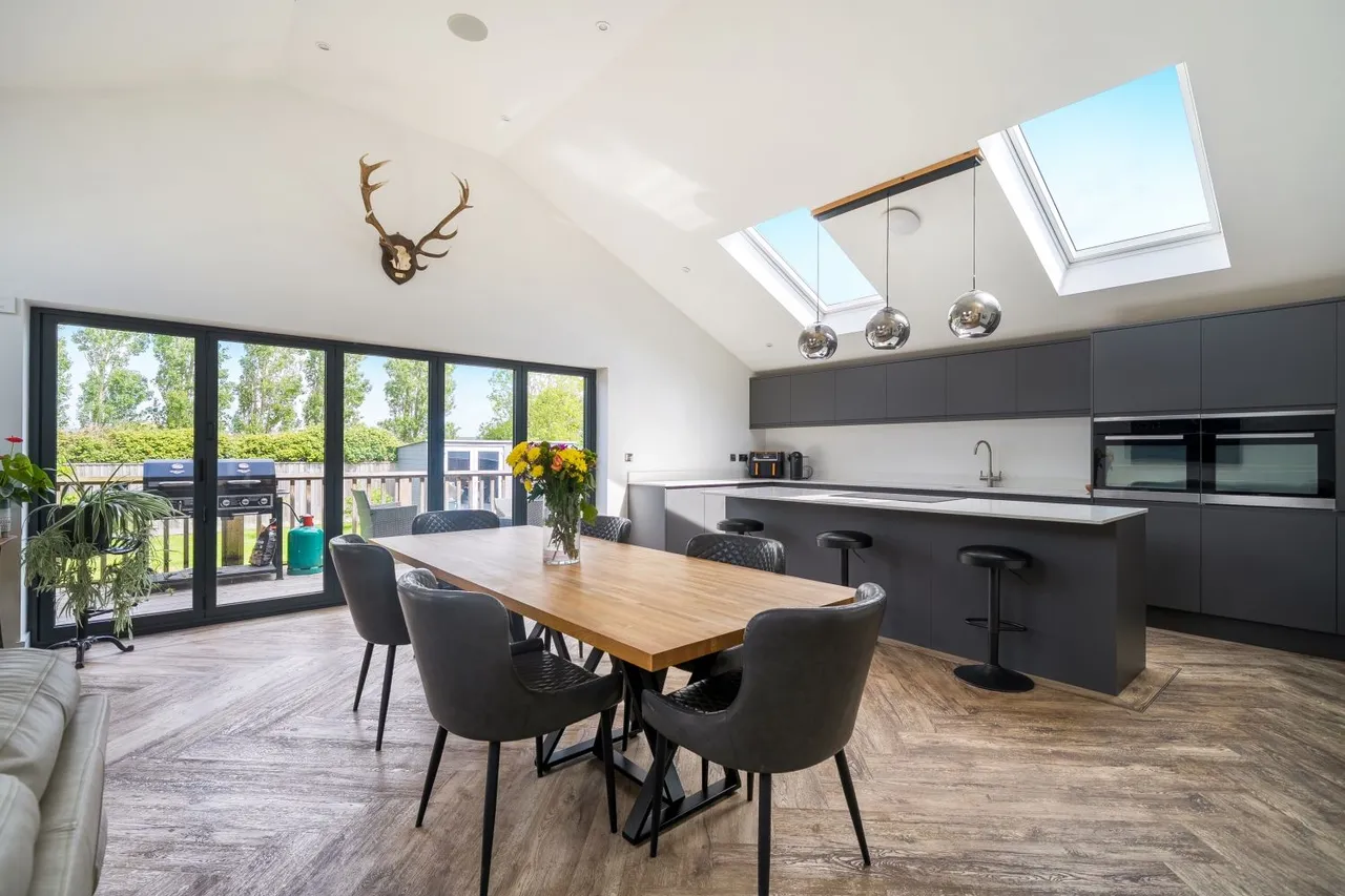 Home Farm Road, Fremington, EX31, photo 5