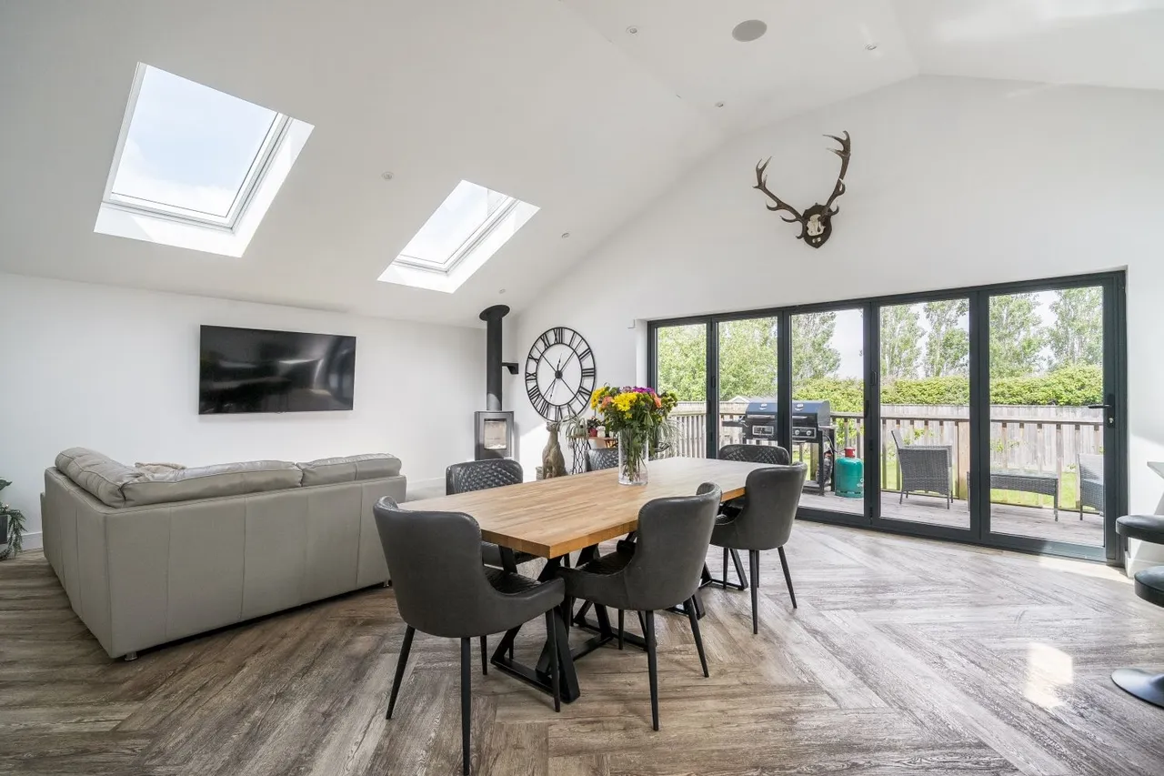 Home Farm Road, Fremington, EX31, photo 10