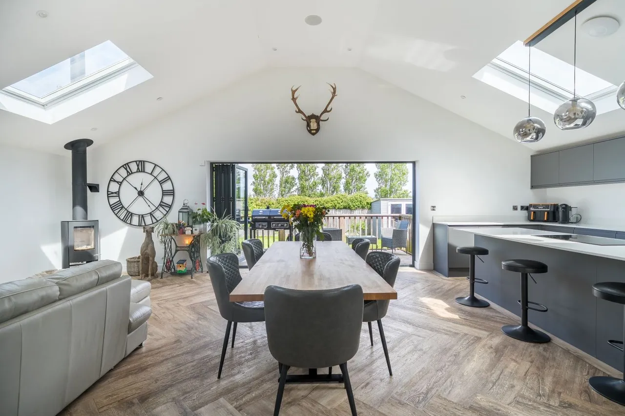 Home Farm Road, Fremington, EX31, photo 4