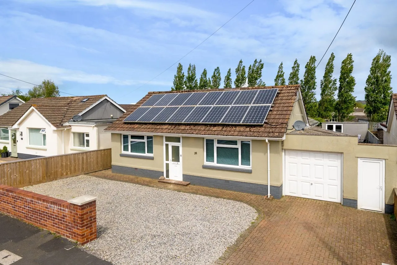 Home Farm Road, Fremington, EX31, photo 3