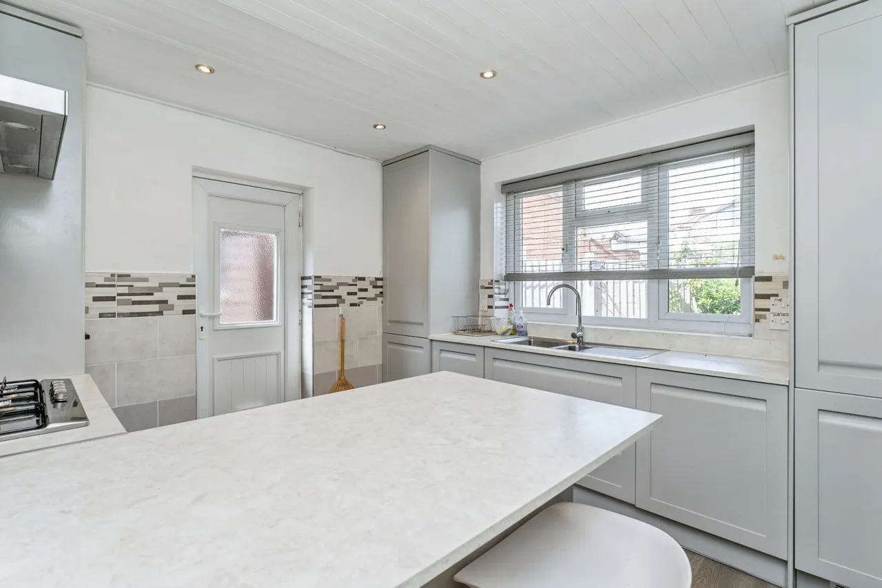 Ellesmere Avenue, Chester, CH2, photo 8