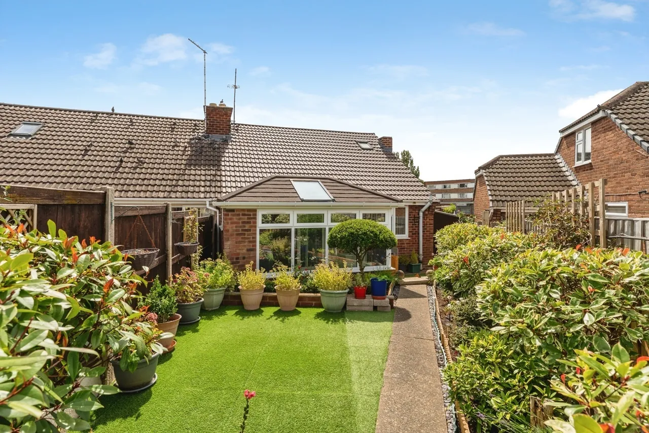Ellesmere Avenue, Chester, CH2, photo 23