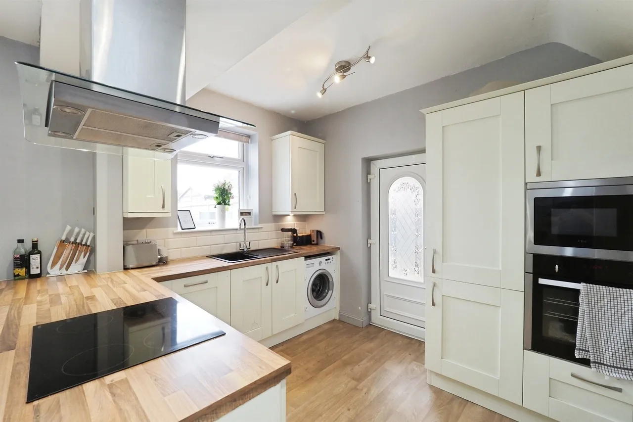 Wheatcroft Close, Wirksworth, DE4, photo 3