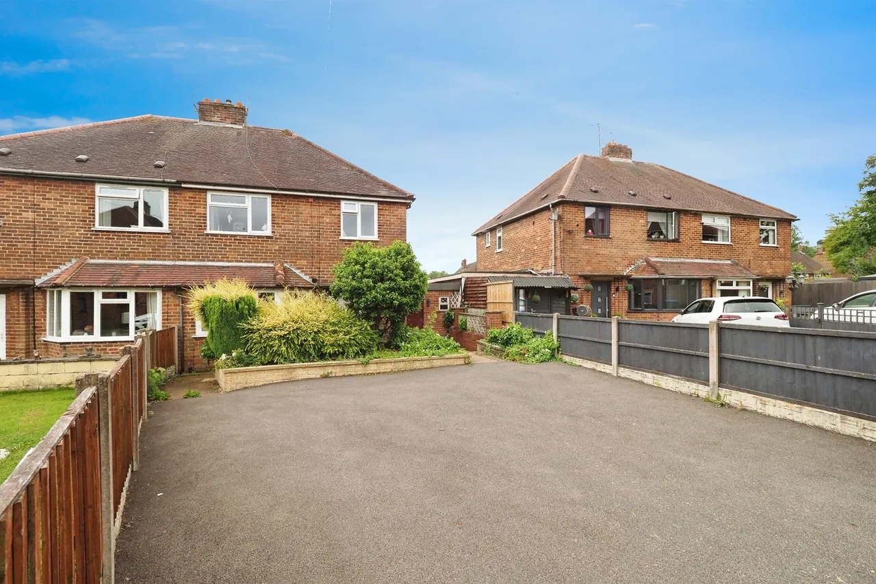 3 bed house for sale, Wheatcroft Close, Wirksworth, DE4