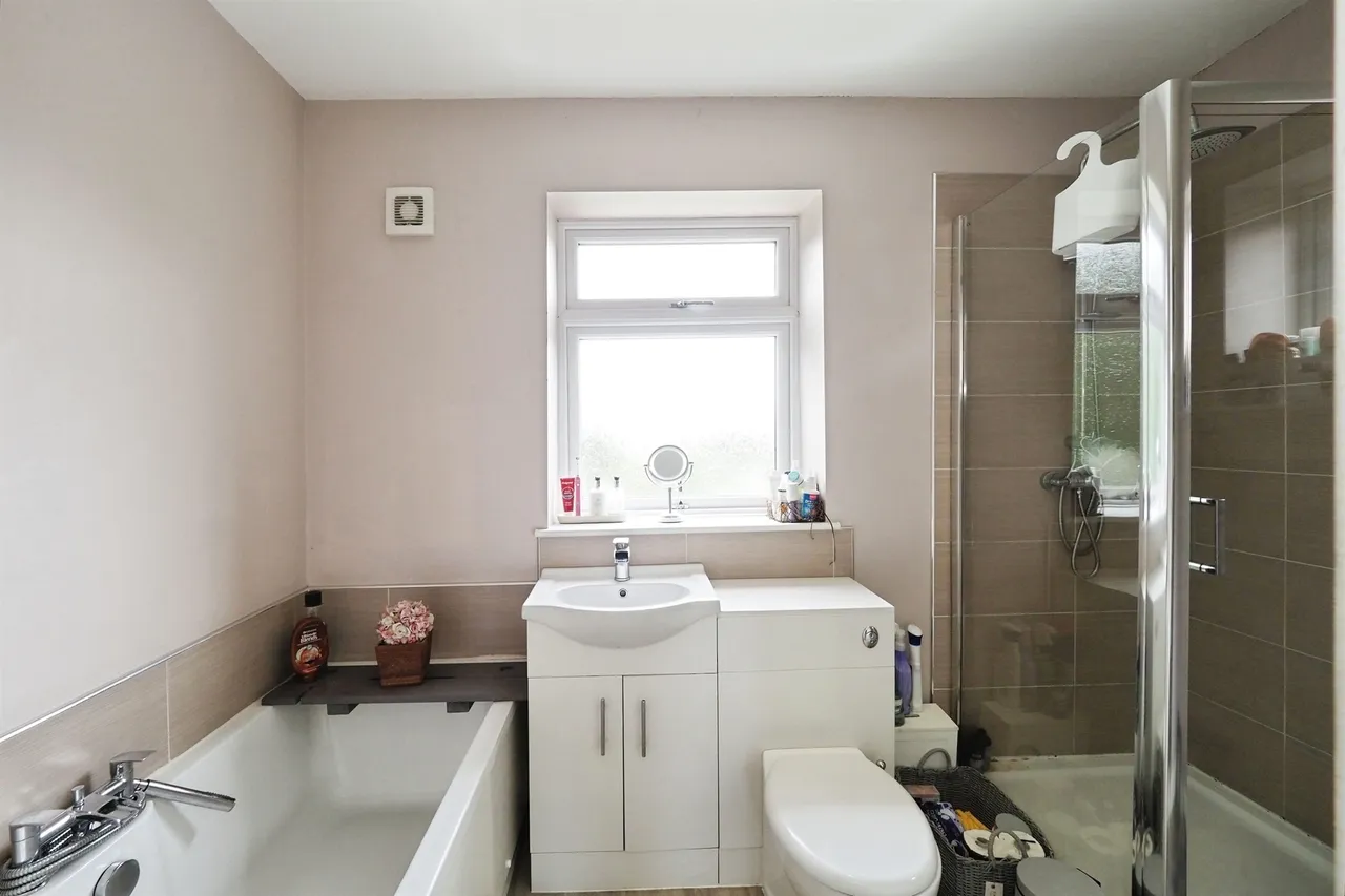 Wheatcroft Close, Wirksworth, DE4, photo 15