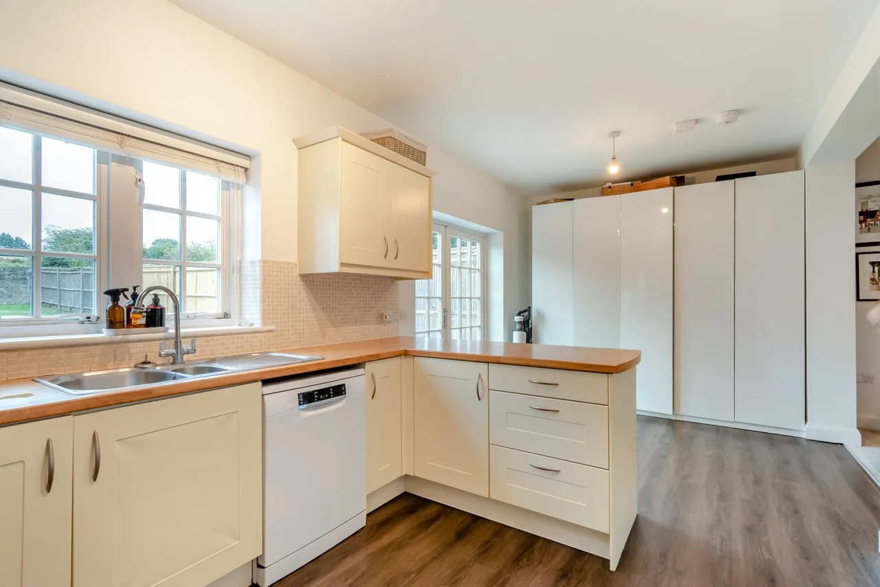 Blackhall Cottages, Blackhall Lane, Sevenoaks, Kent, TN15 0HT, photo 5