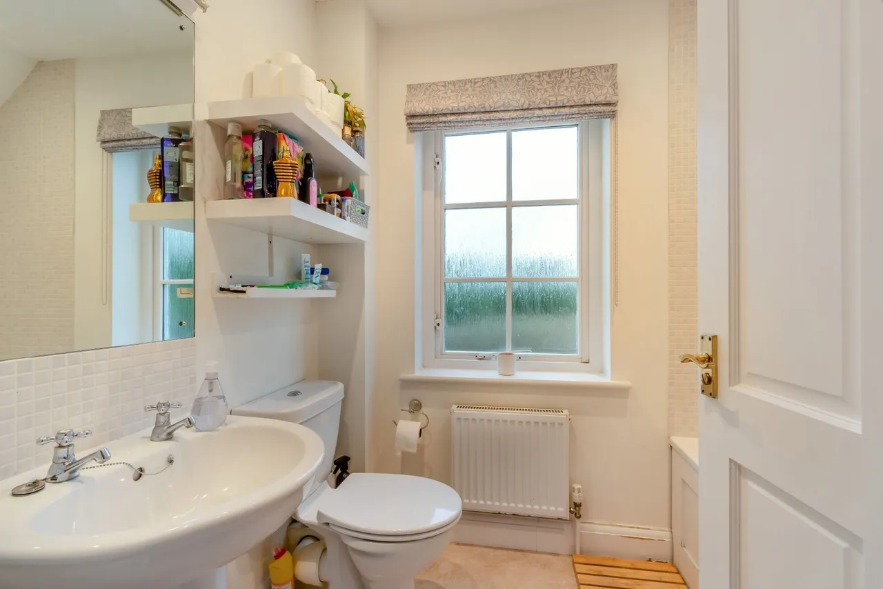 Blackhall Cottages, Blackhall Lane, Sevenoaks, Kent, TN15 0HT, photo 12