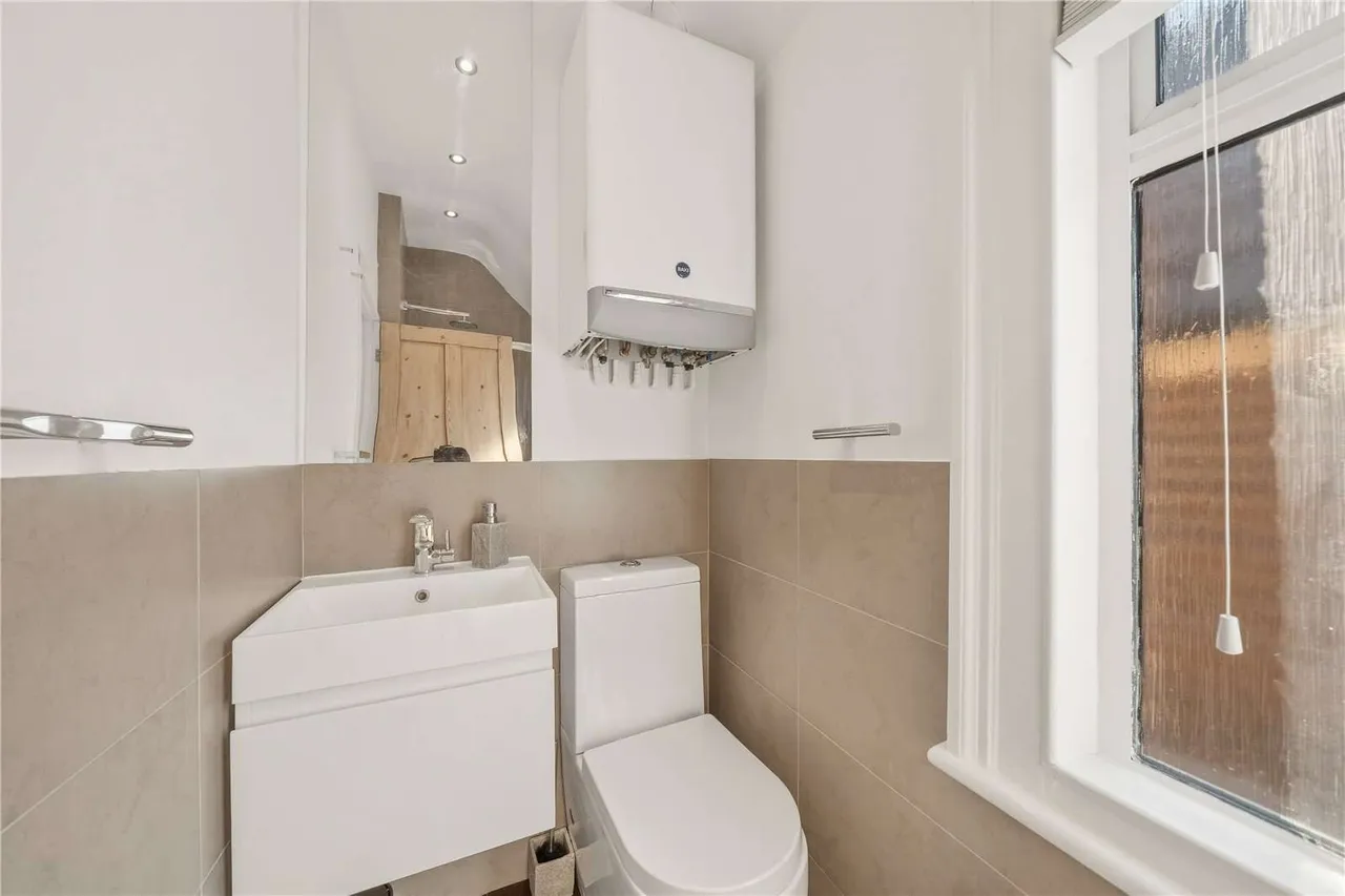 Oxford Road, Teddington, TW11 0QA, photo 8