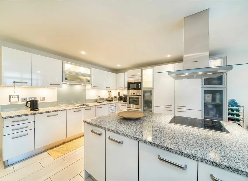 Ilminster Gardens, Clapham Junction, SW11, photo 3