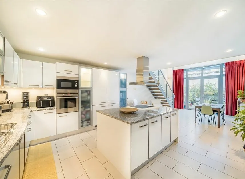 Ilminster Gardens, Clapham Junction, SW11, photo 5