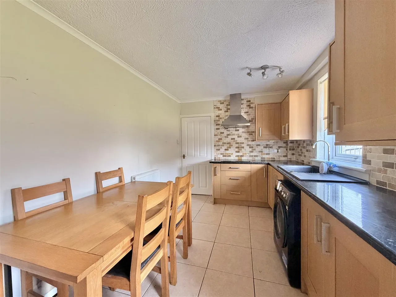 Douglas Crescent, Uddingston, Glasgow, G71 5JL, photo 5