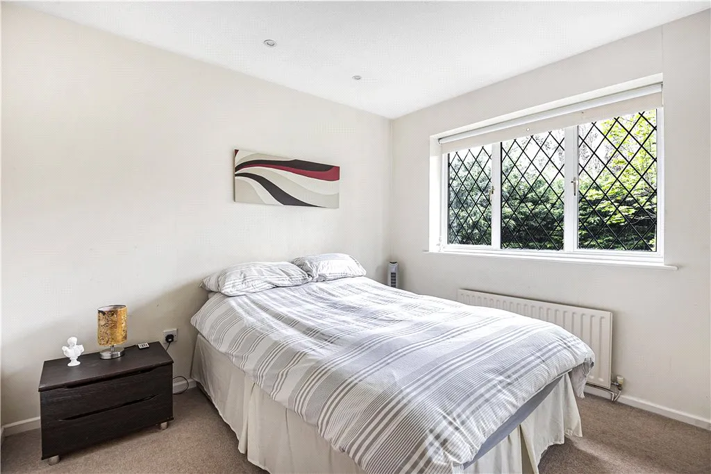 Tinsey Close, Egham, TW20, photo 11