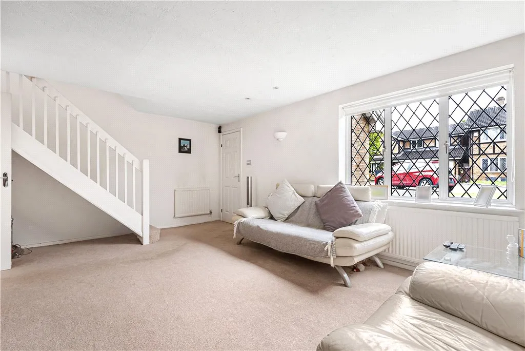 Tinsey Close, Egham, TW20, photo 2