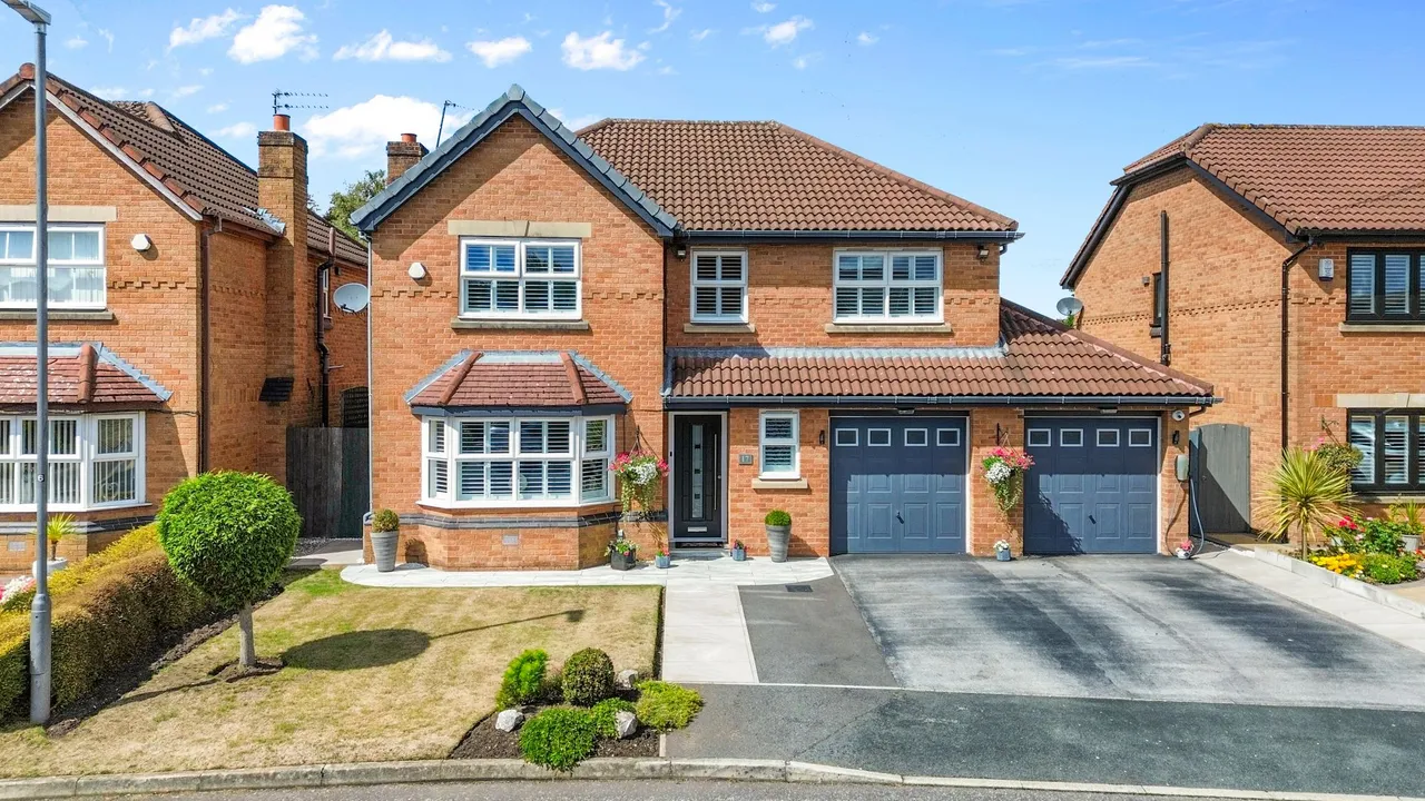 4 bed house for sale — Stonecross Drive, Rainhill, Prescot, Prescot, L35 6DD